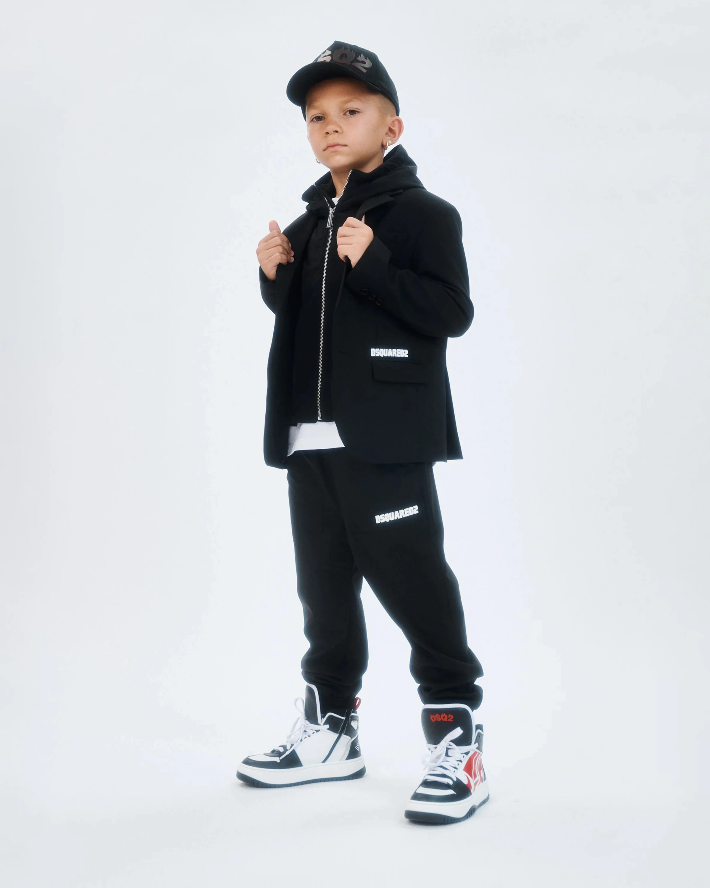 Dsquared2 Kids Pantalone di Tuta Nero Elasticizzato con Dettaglio Scritta Logo per Bambini
