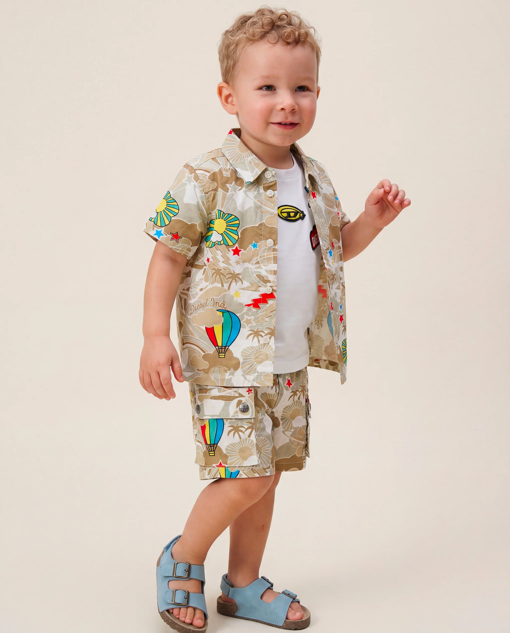 Diesel Kids Short Sabbia con Fantasia e Tasconi per Neonati